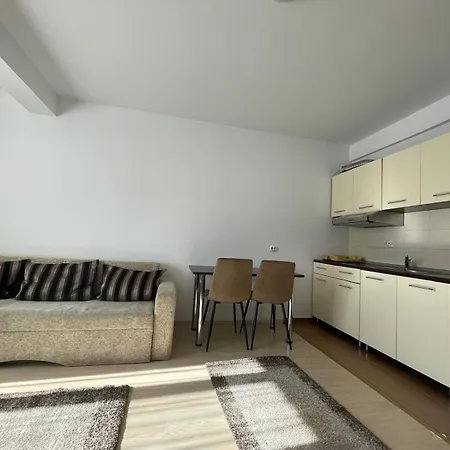Cosy Quiet By Ani Apartament *