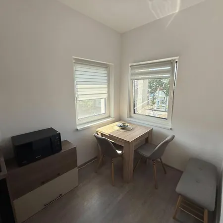 Cosy Quiet By Ani Apartman *